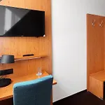 Garner - Zuffenhausen By Ihg מלון 3*