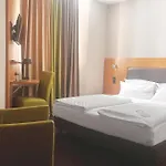 Garner - Zuffenhausen By Ihg שטוטגרט