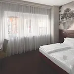 Garner - Zuffenhausen By Ihg 3* שטוטגרט