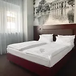 Garner - Zuffenhausen By Ihg 3* שטוטגרט