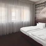 מלון Garner - Zuffenhausen By Ihg