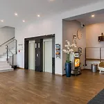 מלון Garner - Zuffenhausen By Ihg 3*