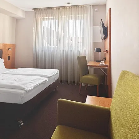 Garner - Zuffenhausen By Ihg Otel