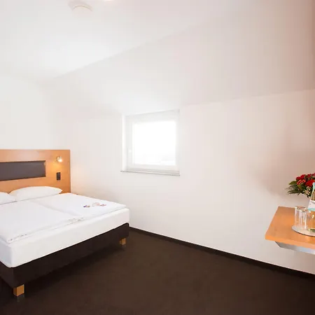 Otel Garner - Zuffenhausen By Ihg