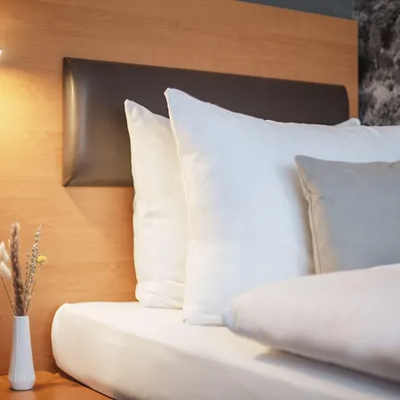 Garner - Zuffenhausen By Ihg