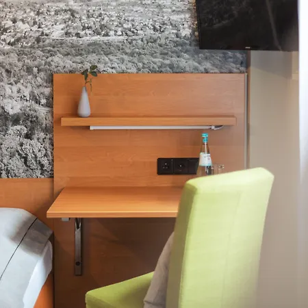 Garner - Zuffenhausen By Ihg