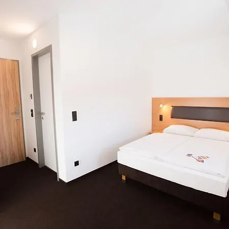 Novum Bruy 3* Stuttgart
