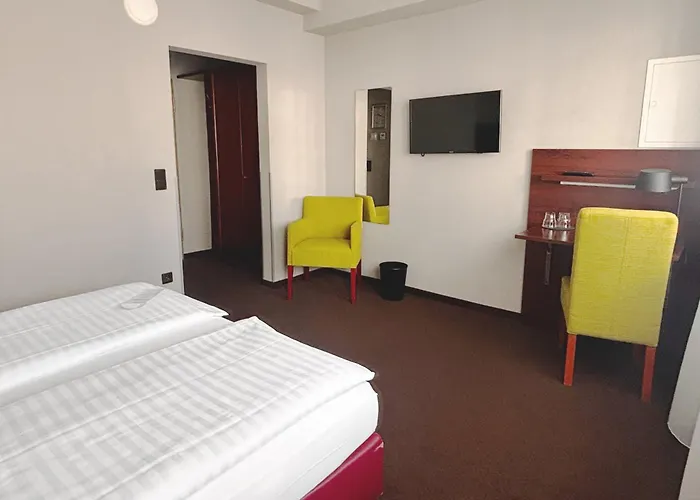 Hotel Garner - Zuffenhausen By Ihg 3*