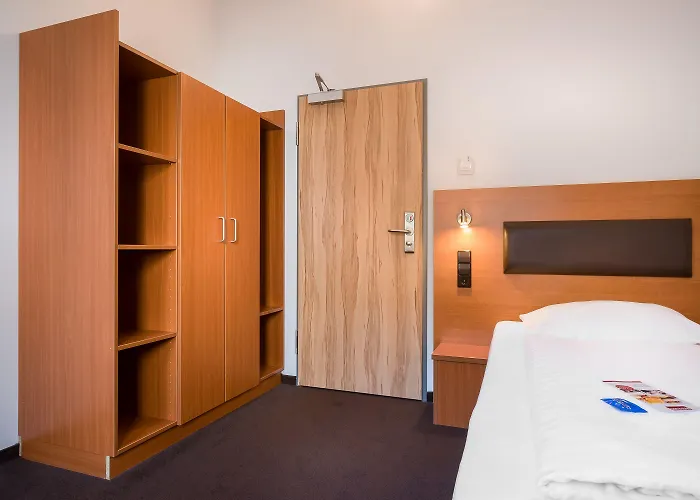 Hotel Garner - Zuffenhausen By Ihg 3*