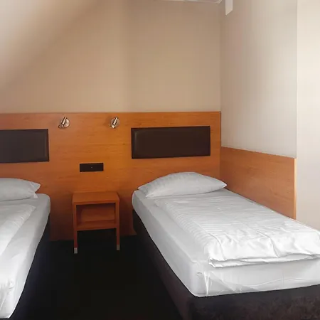 Garner - Zuffenhausen By Ihg 3* Stuttgart