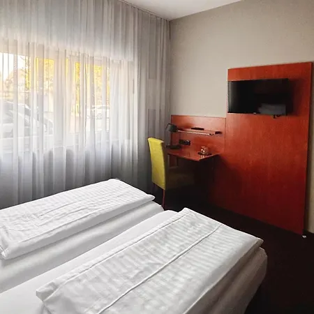 Garner - Zuffenhausen By Ihg