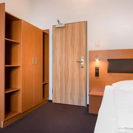 Hotell Garner - Zuffenhausen By Ihg 3*